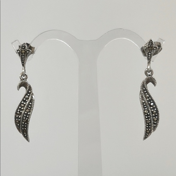 925 Sterling Silver Jewelry - Elegant 925 Sterling Silver crystals Drop Earrings ✨